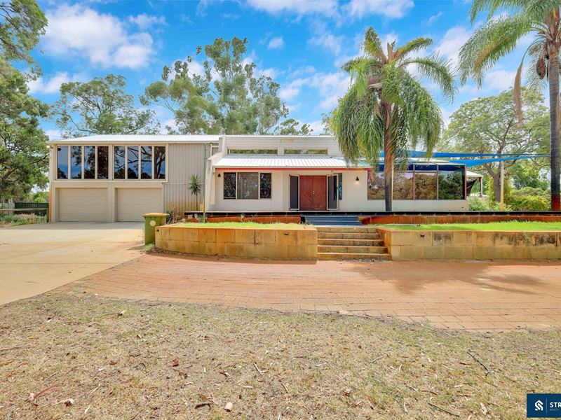 91 Mustang Road, Champion Lakes