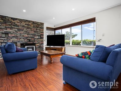22 Bullfinch Street, Spearwood WA 6163