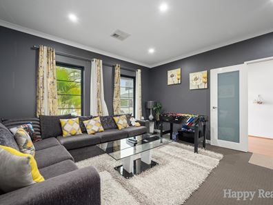26 Laggan Road, Canning Vale WA 6155