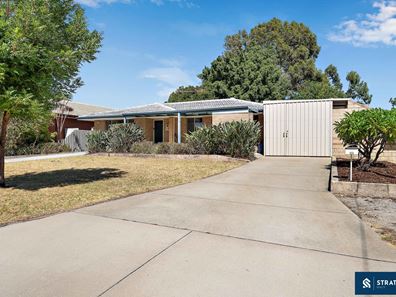 23 Ravenscroft Way, Kelmscott WA 6111