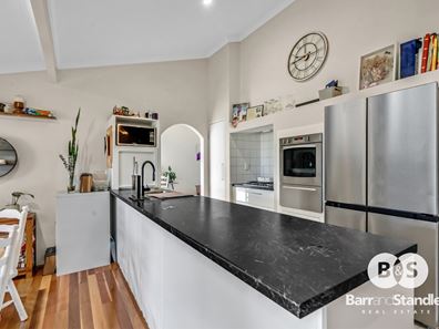 42 Evans Street, Collie WA 6225