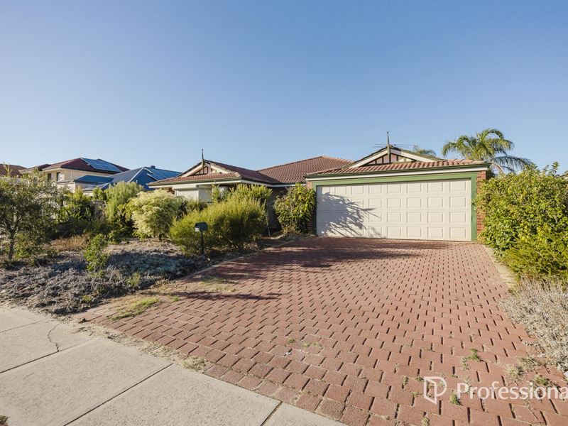 110 Berkley Road, Marangaroo WA 6064
