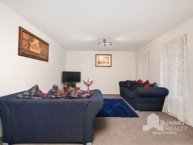 10 Yeid Street, Dalyellup WA 6230
