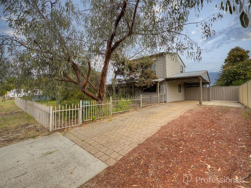 130 Kingfisher Avenue, Ballajura WA 6066
