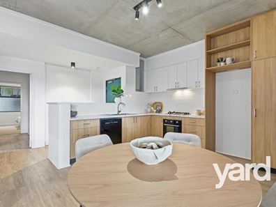 2/15 Cummins Street, Willagee WA 6156