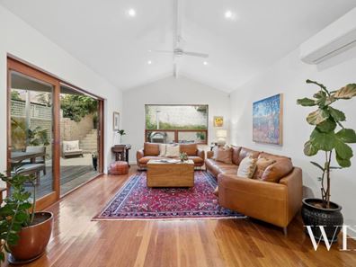16B Hale Street, Beaconsfield WA 6162