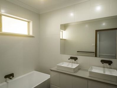 13-15 Lukin Street, Mukinbudin WA 6479