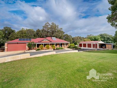 10 Livingstone Heights, Roelands WA 6226