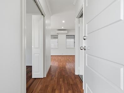 15A Kelly Street, Cloverdale WA 6105