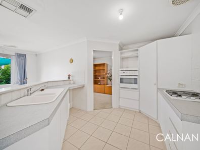 18B Noreatt Place, Leeming WA 6149