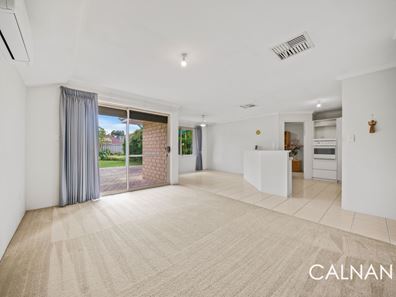 18B Noreatt Place, Leeming WA 6149