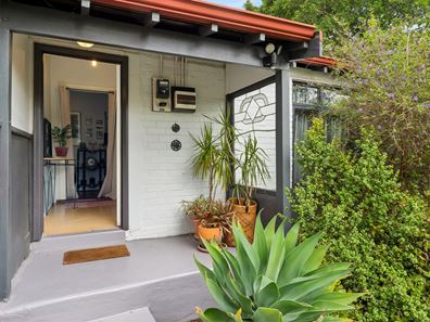 5 West Parade, South Guildford WA 6055