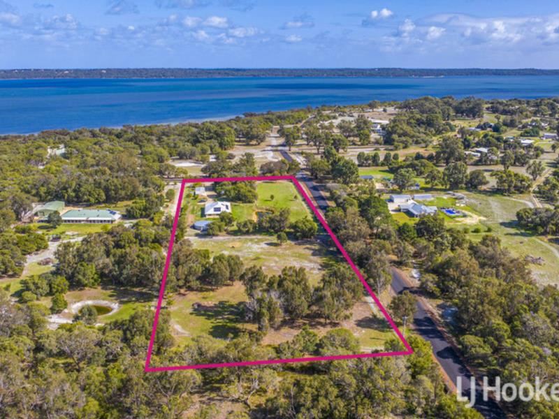 7 Pioneer Place, Birchmont