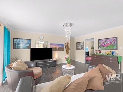 24 Donald Drive, Mckail WA 6330