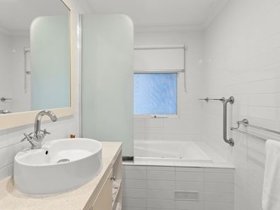 S10/6 Challenor Drive, Cable Beach WA 6726