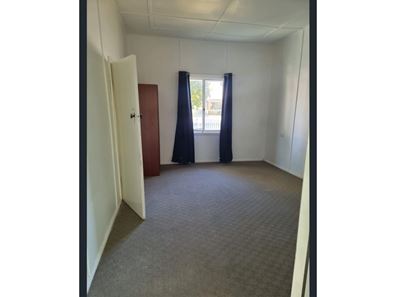 20 Newell Street, Harvey WA 6220