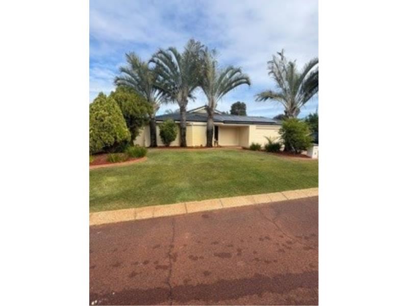 4 Cherniss Court, Success WA 6164