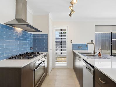 3 Wistow Drive, Aveley WA 6069