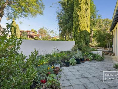 32 More Crescent, Bull Creek WA 6149