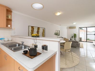 4C Arun Place, Nollamara WA 6061
