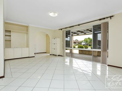 45 Ravenslea Drive, Parkwood WA 6147