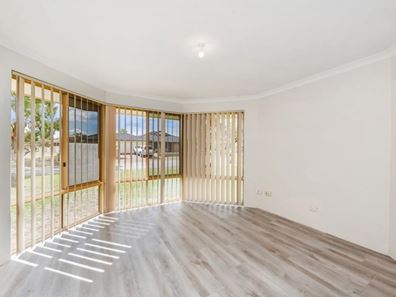 13 Dress Circle, Warnbro WA 6169