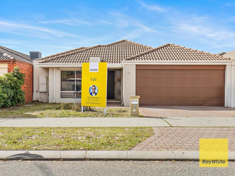 19 Towncentre Drive, Thornlie WA 6108