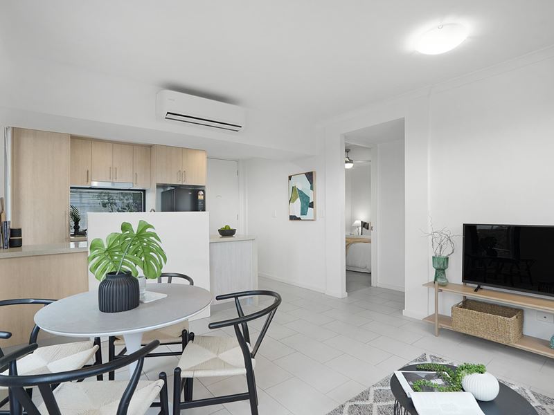 2/287 Walcott Street, North Perth