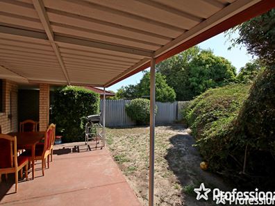 12 Farrawa Close, Cannington WA 6107