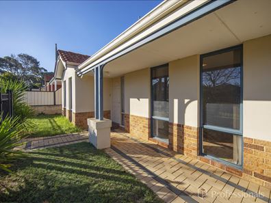 6 Homestead Drive, Clarkson WA 6030
