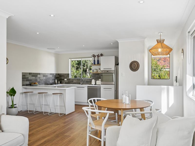 6/12 McNamara Way, Cottesloe WA 6011