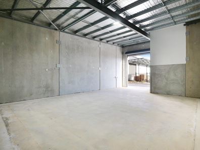 1/8 Archimedes Drive, Forrestdale WA 6112