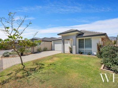 21 Manarola Loop, Coogee WA 6166