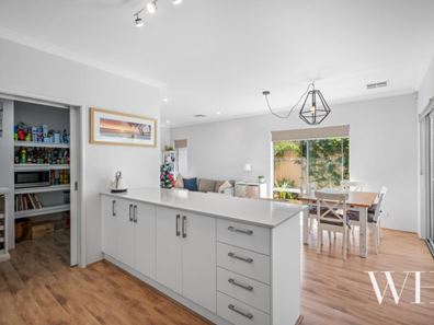 21 Manarola Loop, Coogee WA 6166