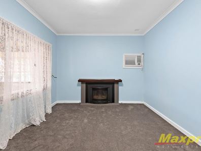 130 Hill View Tce, St James WA 6102