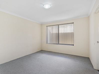 3/6 Neptune Place, Halls Head WA 6210