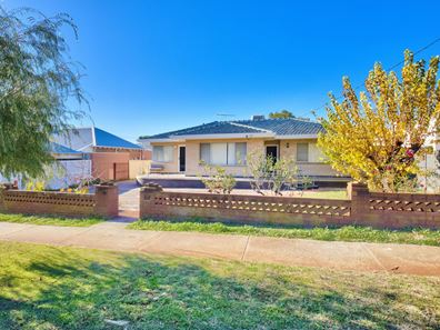 142 Seventh Avenue, Inglewood WA 6052