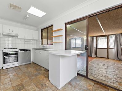 Forrestfield WA 6058