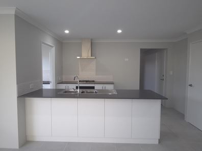 12 Poolgart Street, Eglinton WA 6034
