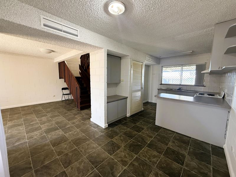 15/10 Walcott Way, Bulgarra