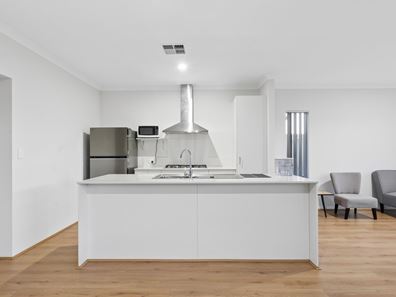 13 Pointer Place, Southern River WA 6110