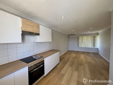 6/45 Probert Rd, Thornlie WA 6108