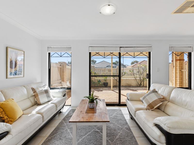 28A Russell Road, Madeley