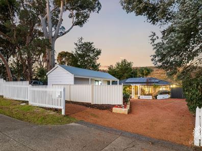 92 Scott Street, Boya WA 6056