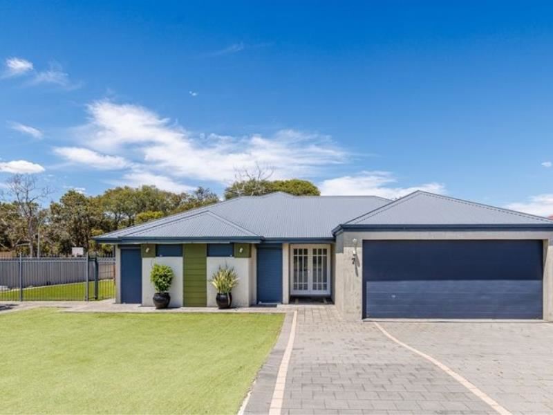 7 Cusworth, Glen Iris