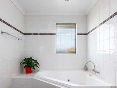 7 Cusworth, Glen Iris WA 6230