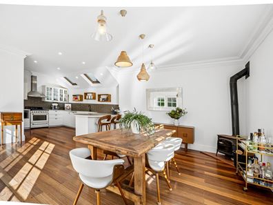 7 Harvey Lane, Claremont WA 6010