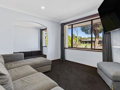 28 Stainer Avenue, Rockingham WA 6168