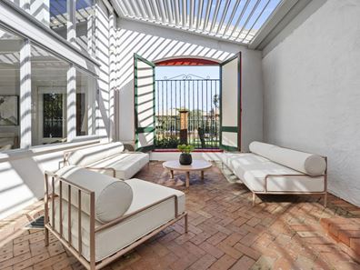 6/51 Rule Street, North Fremantle WA 6159