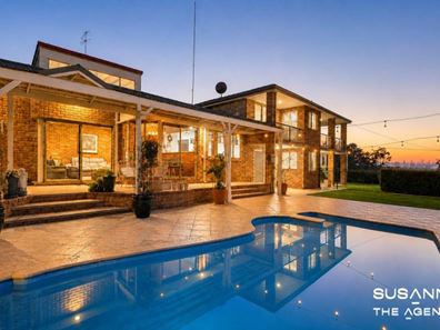 30 Gray Road, Gooseberry Hill WA 6076